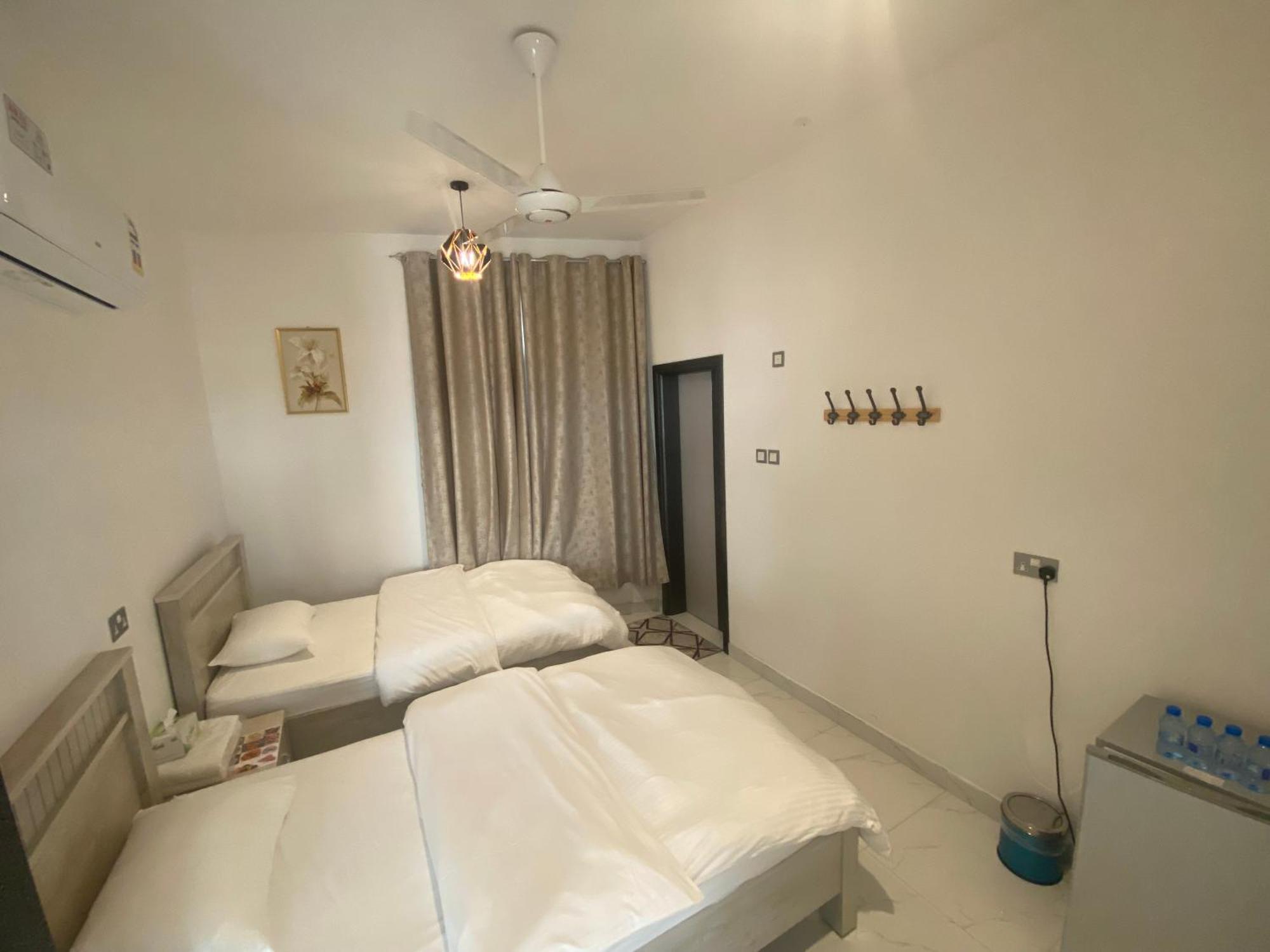 Tiwi Pearl Hotel Sur Exterior photo