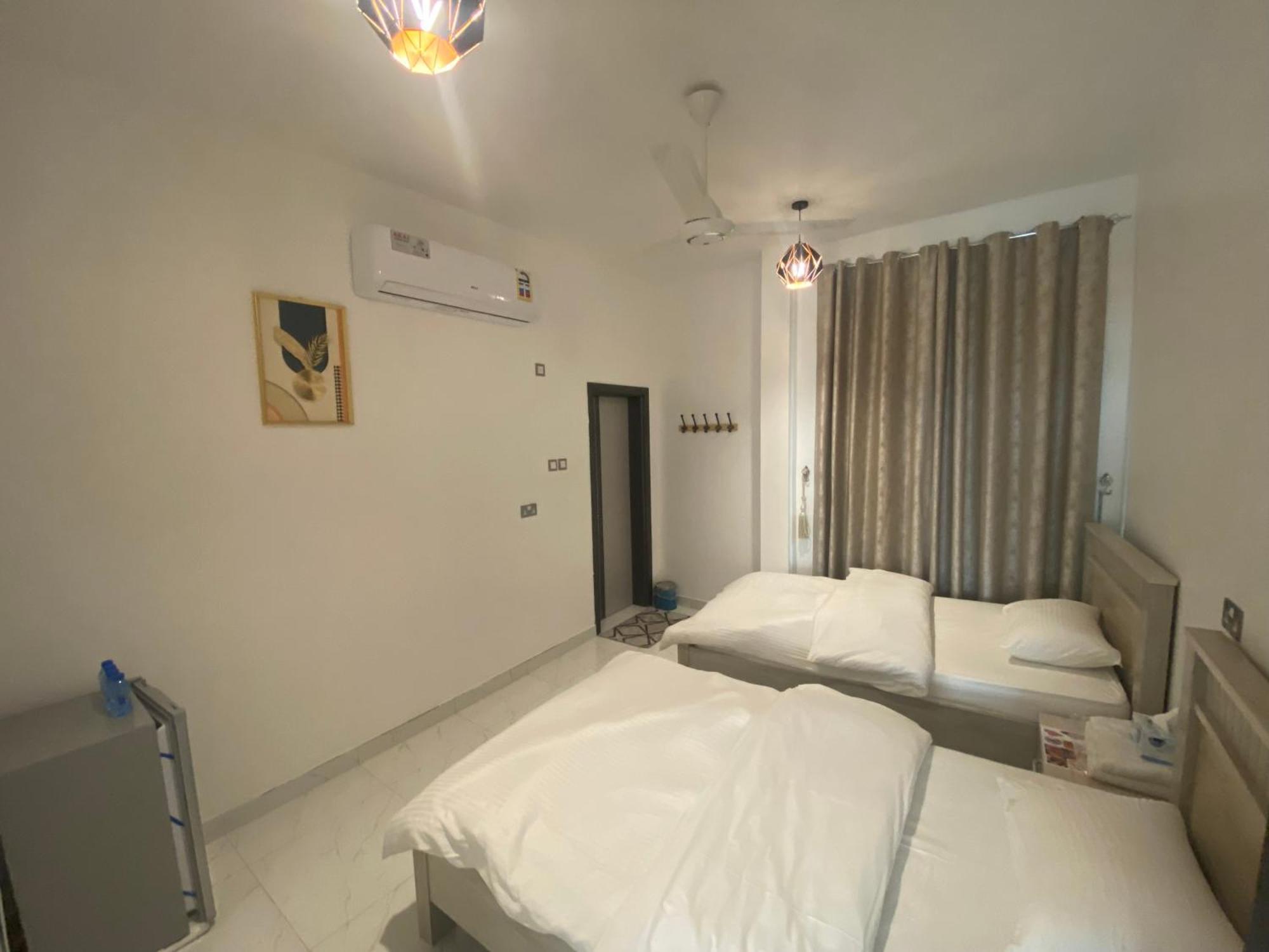 Tiwi Pearl Hotel Sur Exterior photo